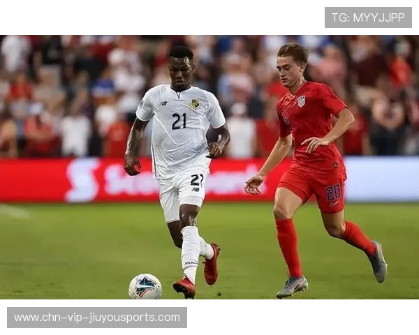 北美金杯赛热身赛节奏平稳，多队测试新战术组合