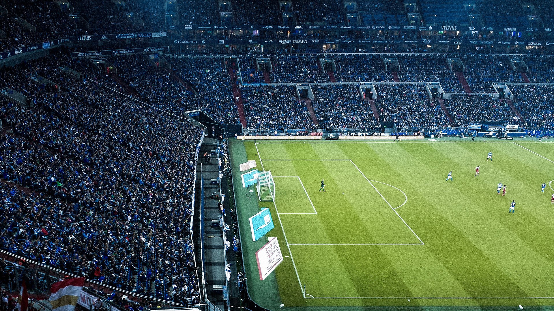 球队在欧洲杯中发挥团队足球精神获得进步,欧洲球队价值